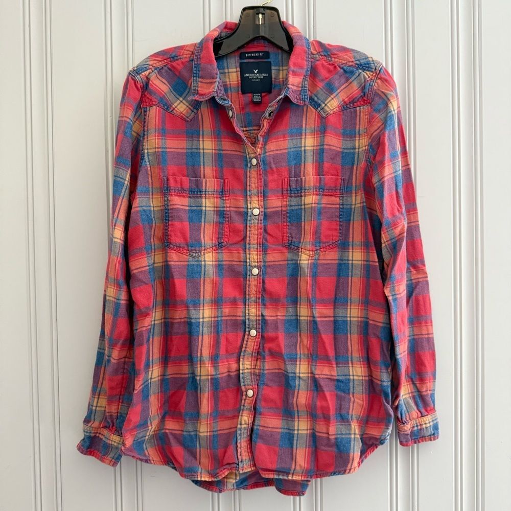 American Eagle Outfitters Vibrant Plaid Button-Down Shirt